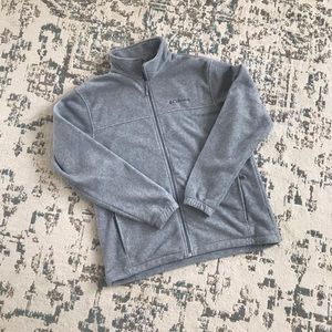 Men’s Columbia fleece zip up. Size Large.